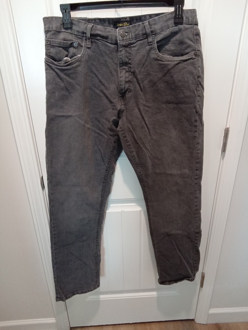 Urban Star Men's Relaxed Fit Straight Leg Stretch Jeans Grey Size 38x32 - Picture 2 of 6
